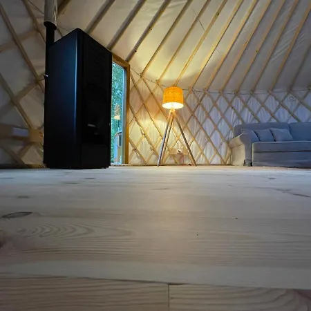 Duża Woda Glamping Dąbrówno