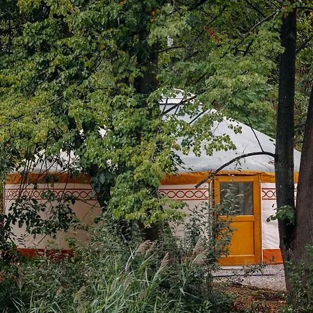 Duża Woda Glamping Dąbrówno